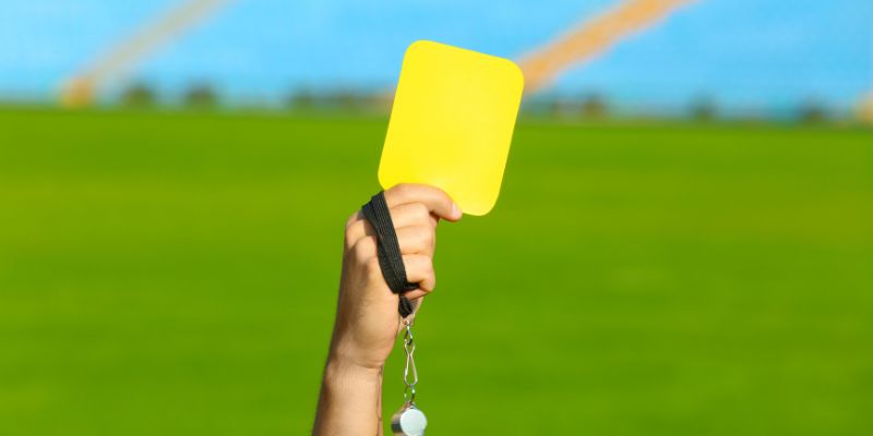 Nhà cái hỗ trợ kèo thẻ vàng